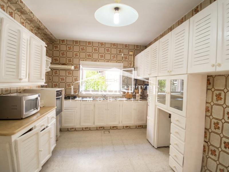 Rez-de-chaussée de villa S+3 à La Marsa