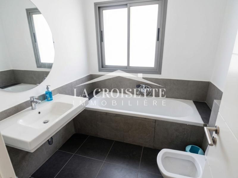 Rez-de-chaussée S+3 meublé avec piscine aux Berges du Lac2