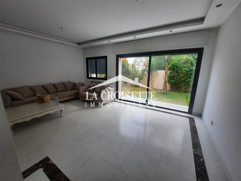 Triplex S+5 avec jardin à La Soukra