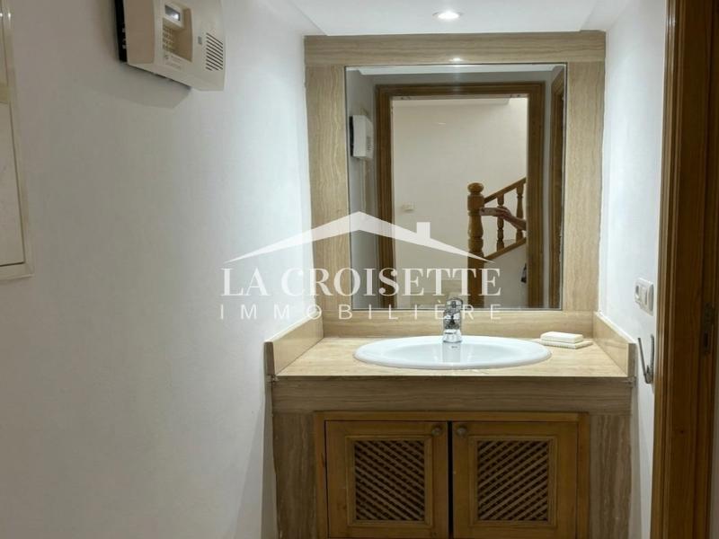 Triplex S+5 avec jardin aux Berges du Lac 2