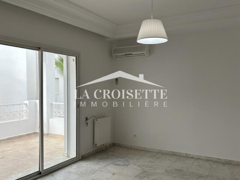 Triplex S+5 avec jardin aux Berges du Lac 2