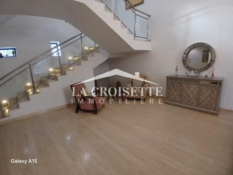 Triplex S+4 avec jardin à La Soukra