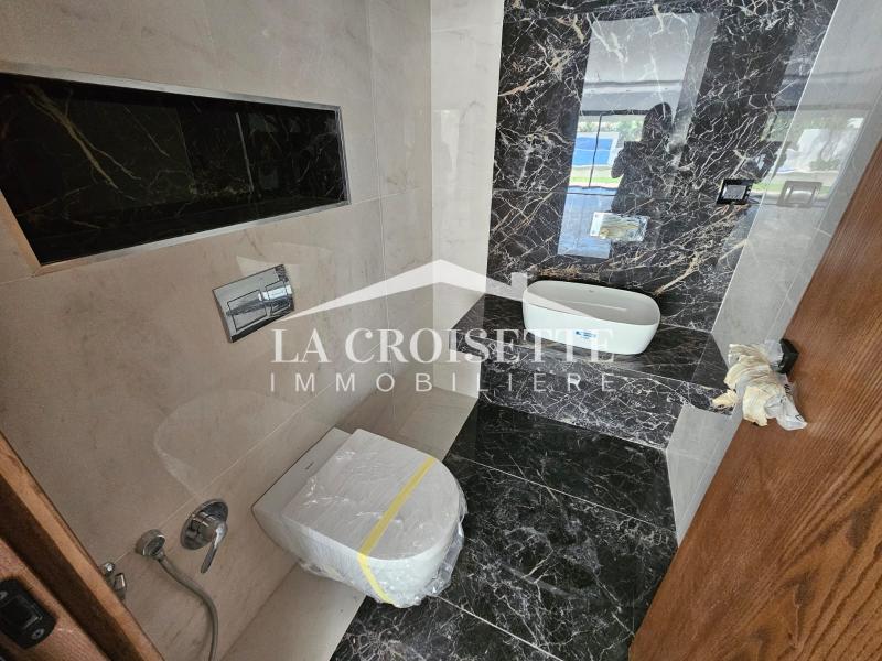 Triplex S+3 avec piscine aux Jardins de Carthage
