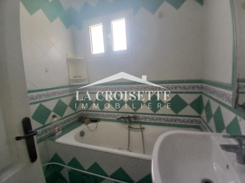 Villa S+5 à Ain Zaghouan