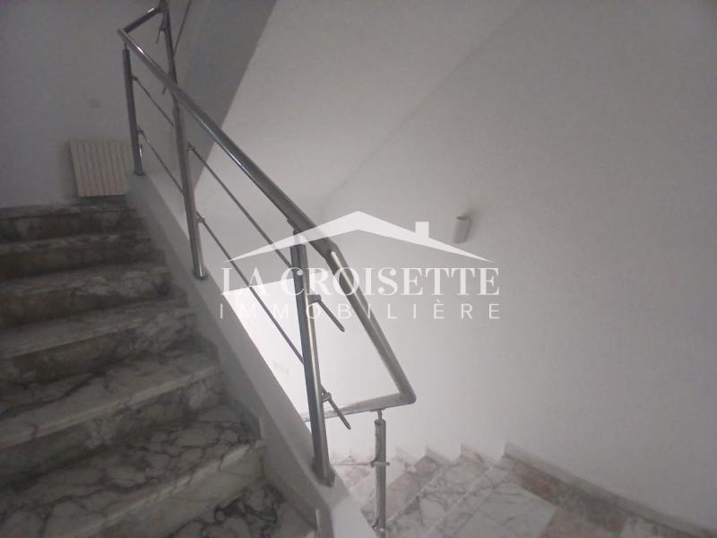 Villa S+5 à Ain Zaghouan