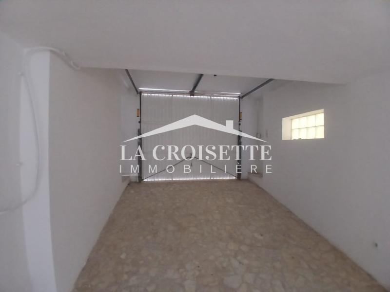 Villa S+5 avec piscine à Gammarth