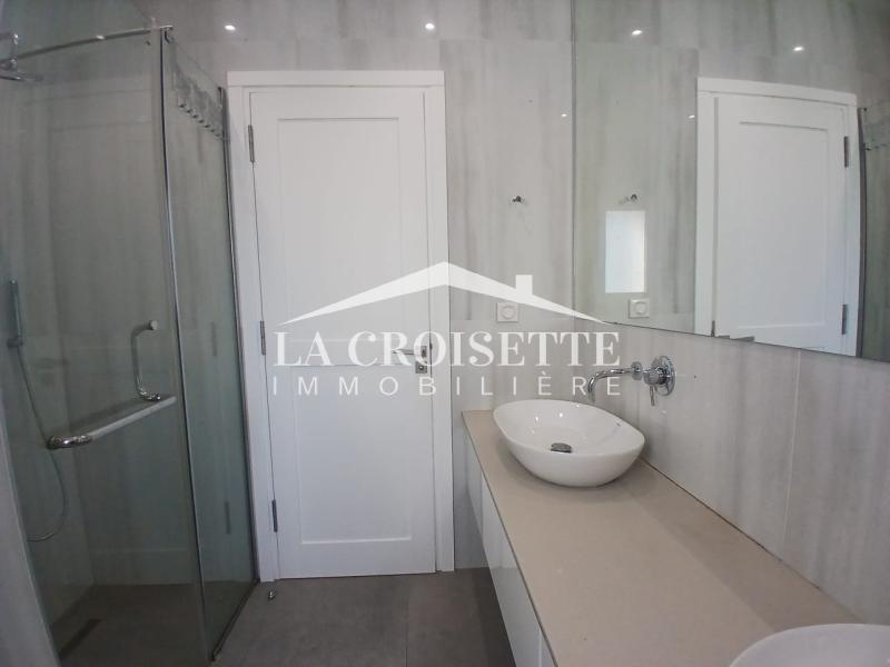 Villa S+3 avec piscine à Gammarth