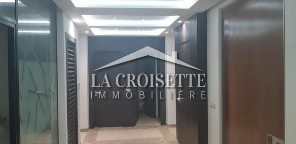 Une Villa à usage bureautique sise aux Berges du Lac 2