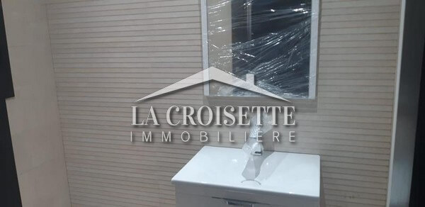 Une Villa à usage bureautique sise aux Berges du Lac 2