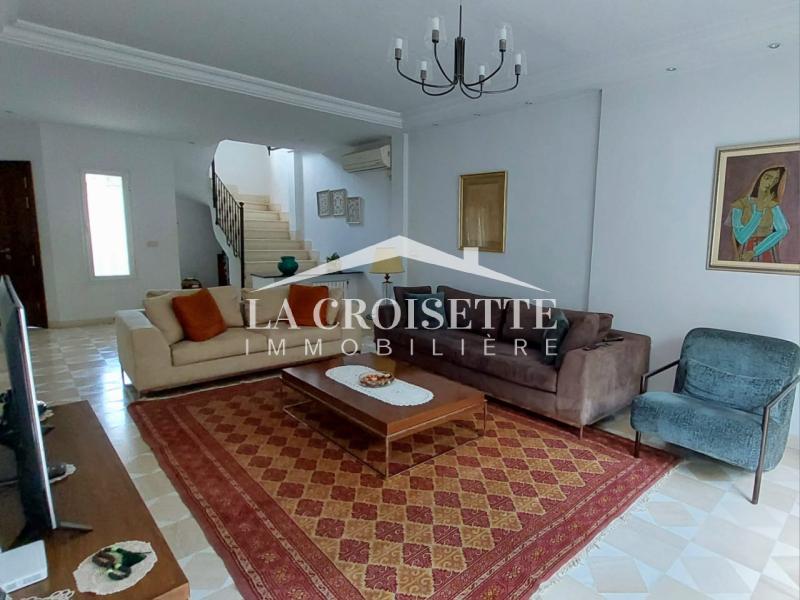 Duplex S+3 avec terrasse à La Marsa