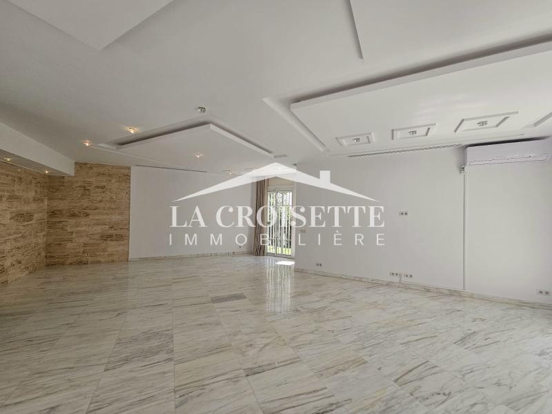 Villa S+5 avec piscine à La Marsa