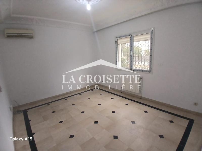 Villa S+5 aux Berges du Lac 1