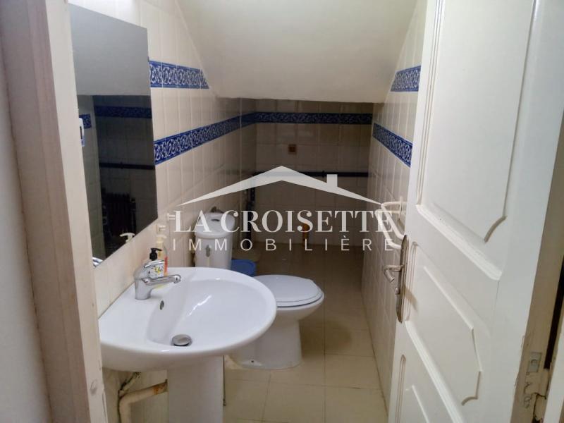 Villa S+4 avec piscine à La Marsa