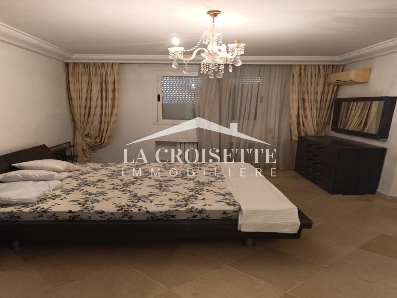 Villa S+4 meublée à La Marsa