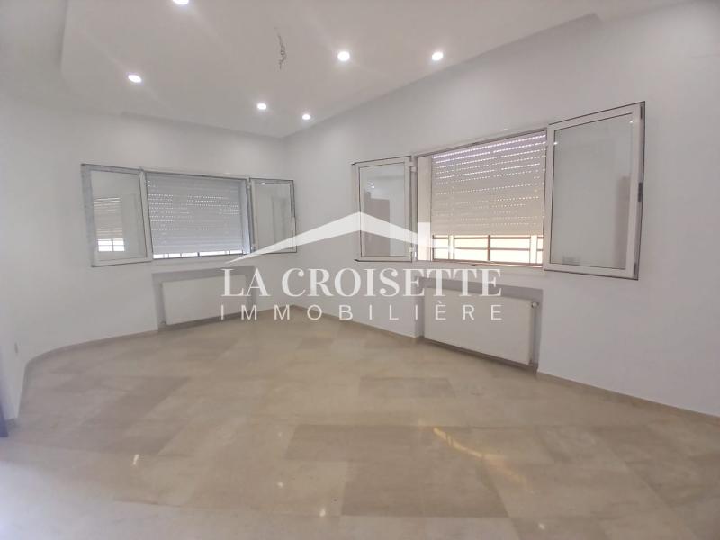 Villa S+3 à Ain Zaghouan Nord