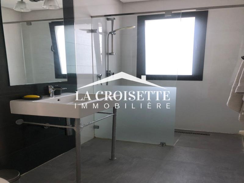 Villa S+4 avec piscine à La Soukra