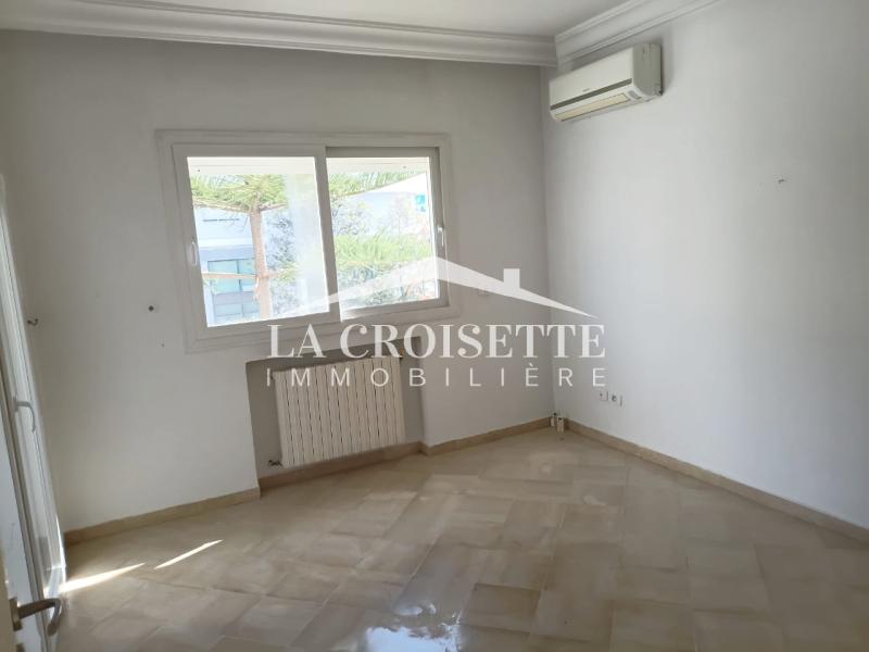 Villa S+6 à Ain Zaghouan Nord