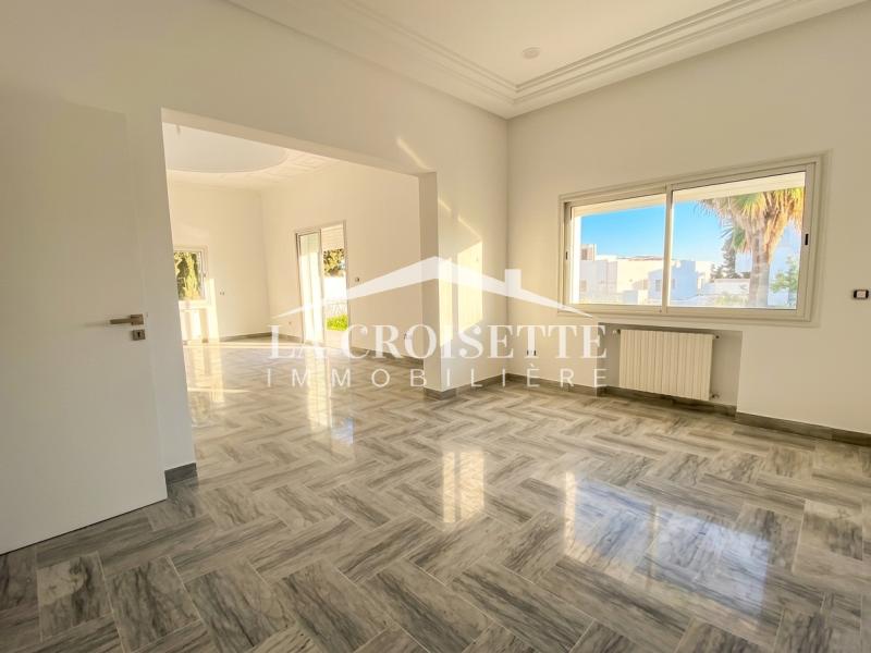 Villa S+4 à Gammarth