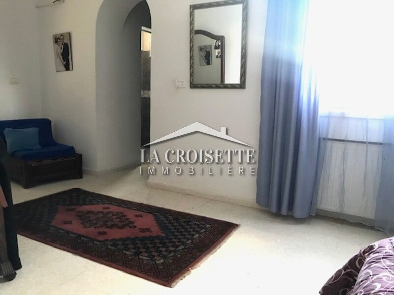  Villa S+4 meublée à la Soukra  