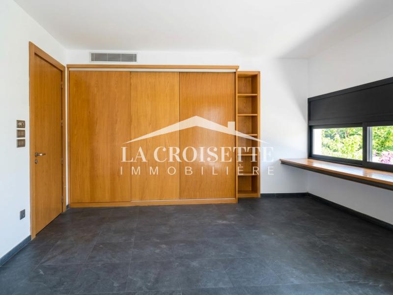 Villa S+4 avec piscine à La Marsa