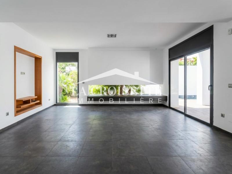 Villa S+4 avec piscine à La Marsa
