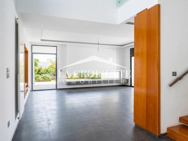 Villa S+4 avec piscine à La Marsa