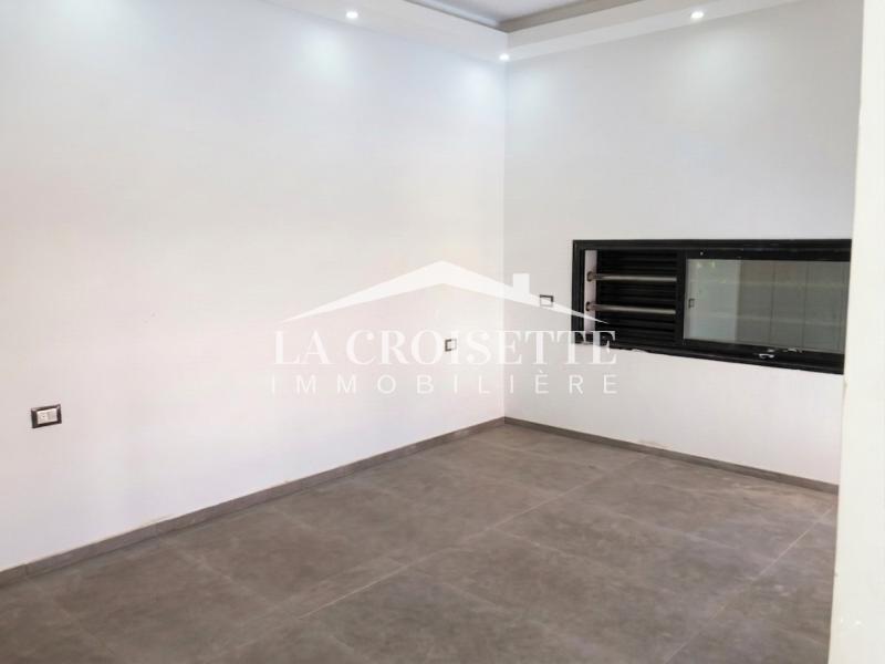 Villa S+5 avec piscine à Gammarth