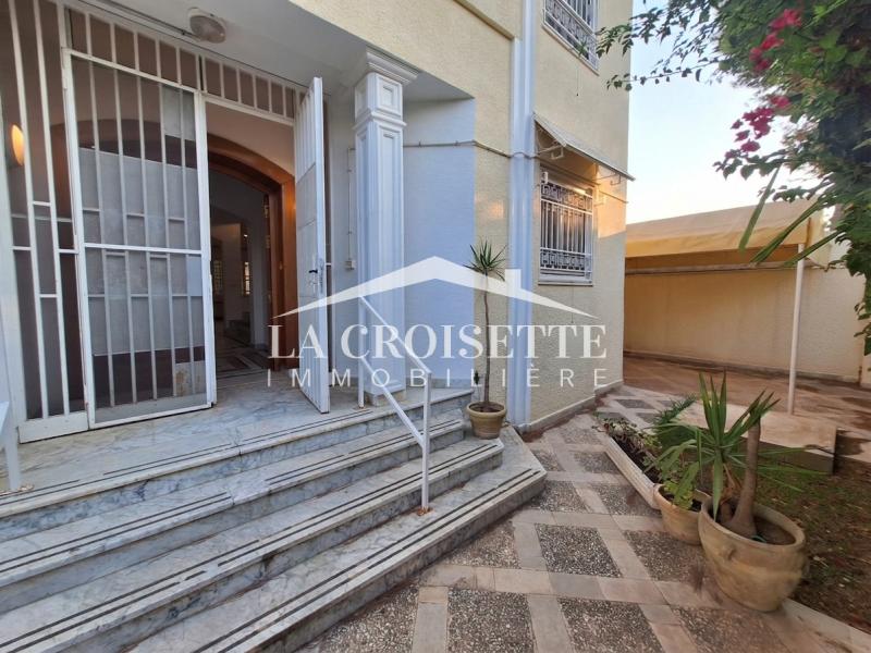 Villa S+6 à La Marsa 