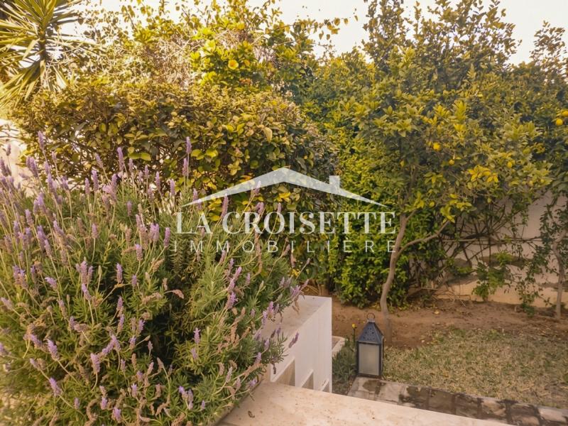 Duplex S+3 meublé avec piscine à La Marsa