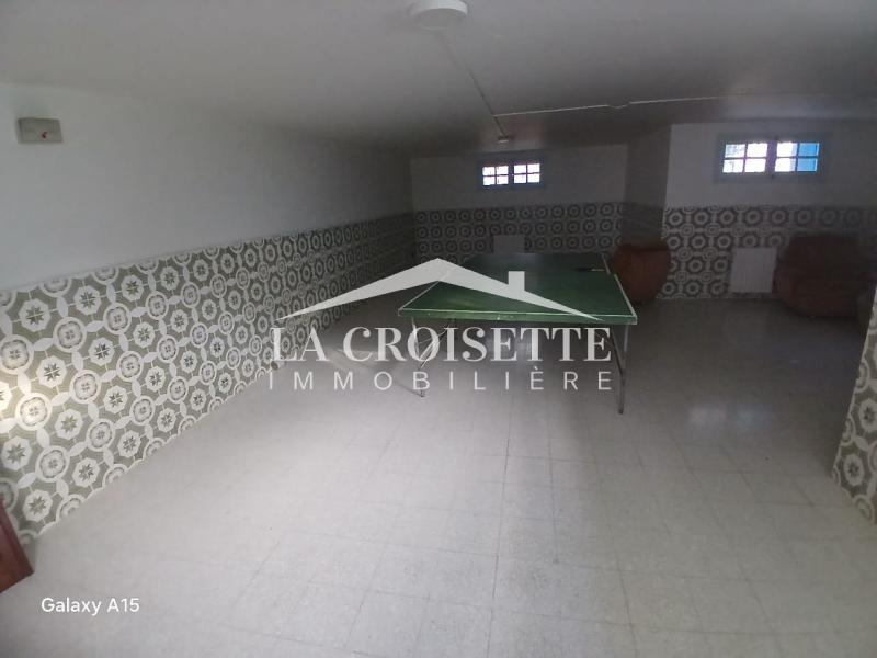 Villa S+8 à La Marsa
