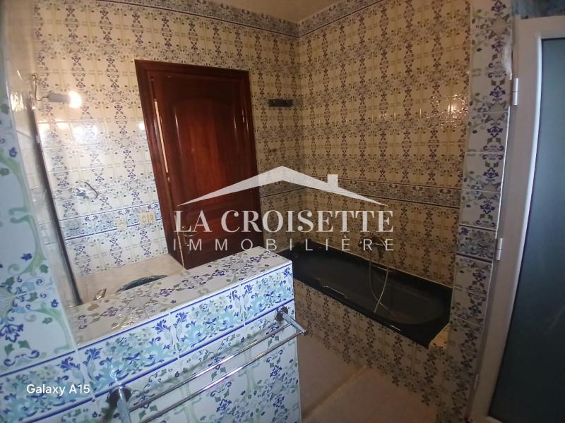 Villa S+8 à La Marsa