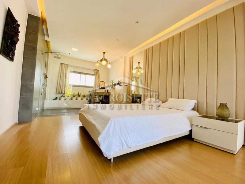 Villa meublée S+3 à La Marsa  