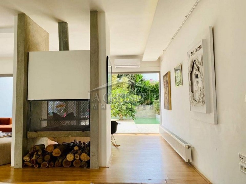 Villa meublée S+3 à La Marsa  
