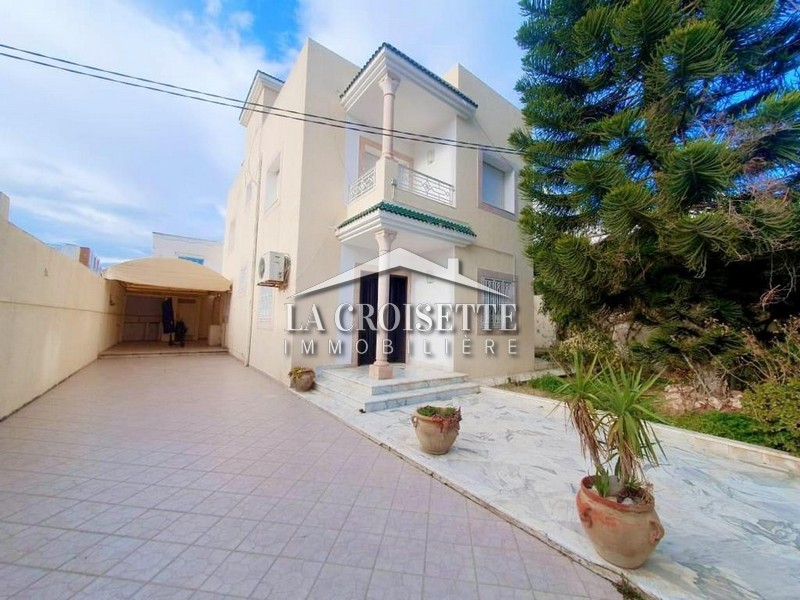 Villa S+3 à La Marsa