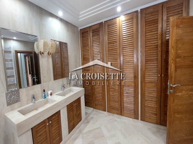 Villa S+4 à La Marsa