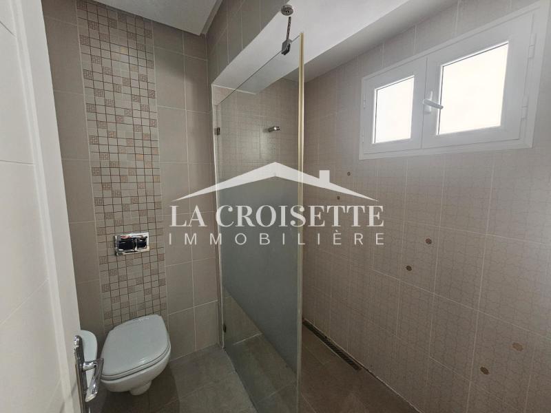 Villa S+4 à La Soukra