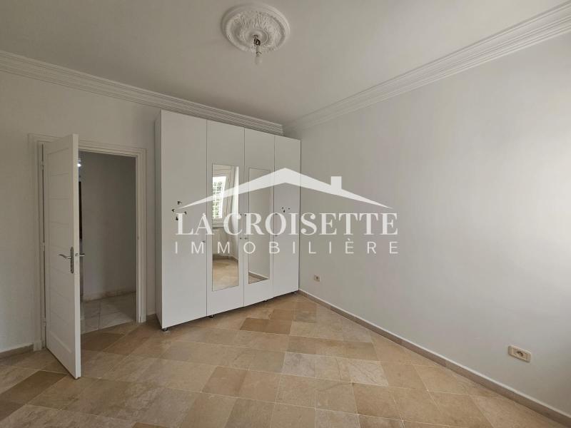 Villa S+4 à La Soukra