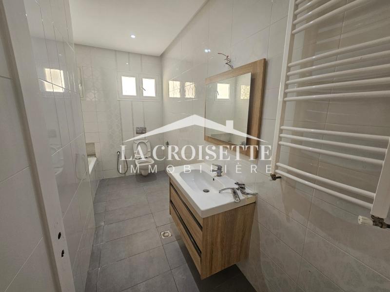 Villa S+4 à La Soukra