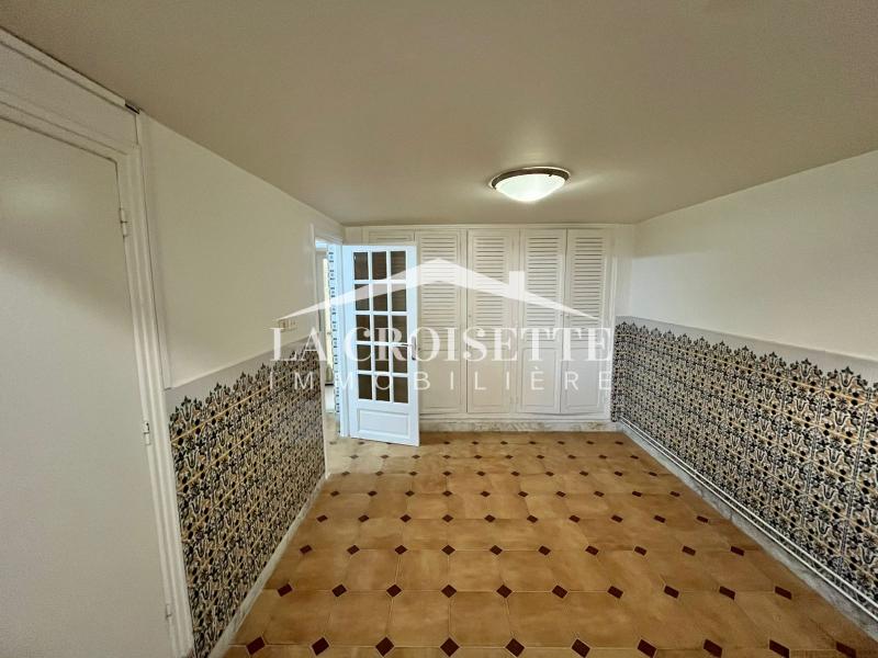 Villa S+4 à La Marsa 