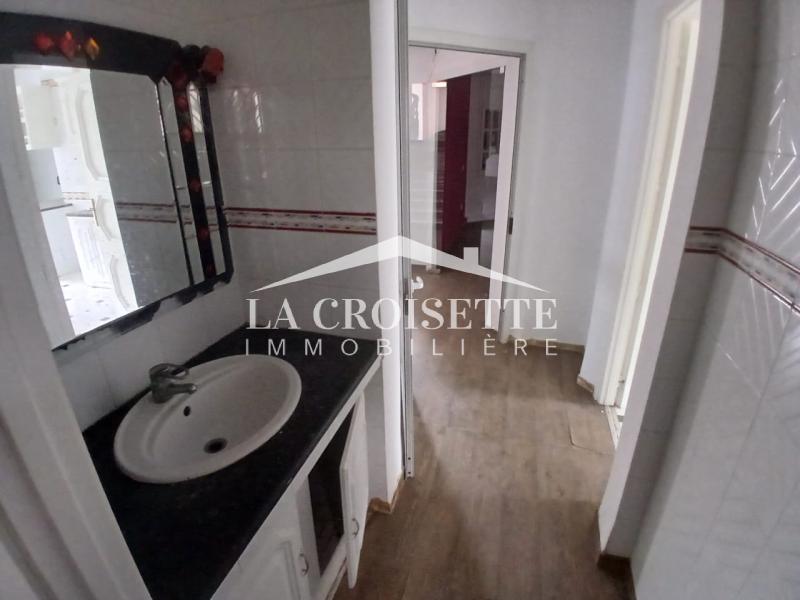 Villa S+9 aux Berges du Lac 1