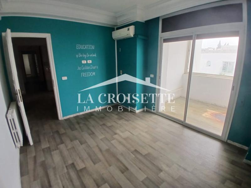 Villa S+9 aux Berges du Lac 1
