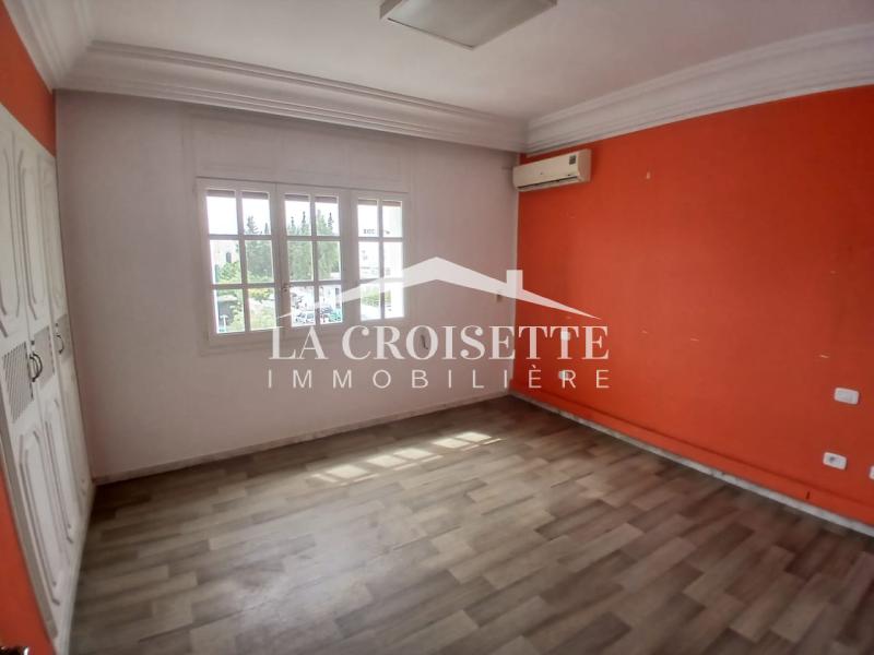 Villa S+9 aux Berges du Lac 1