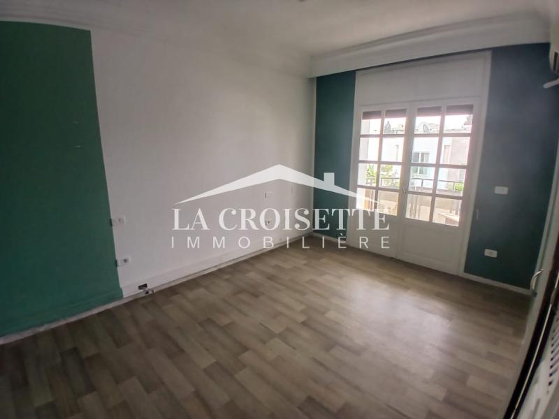 Villa S+9 aux Berges du Lac 1