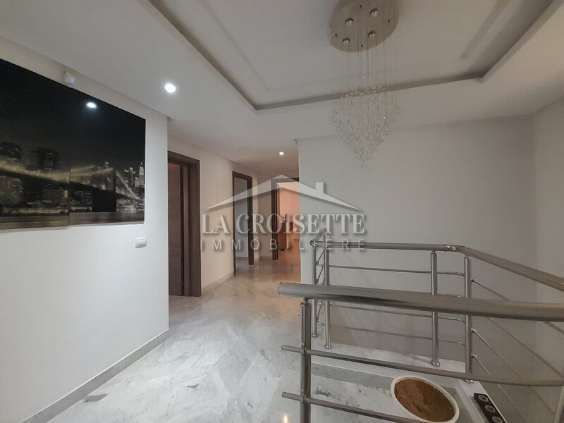 Villa S+3 à La Soukra