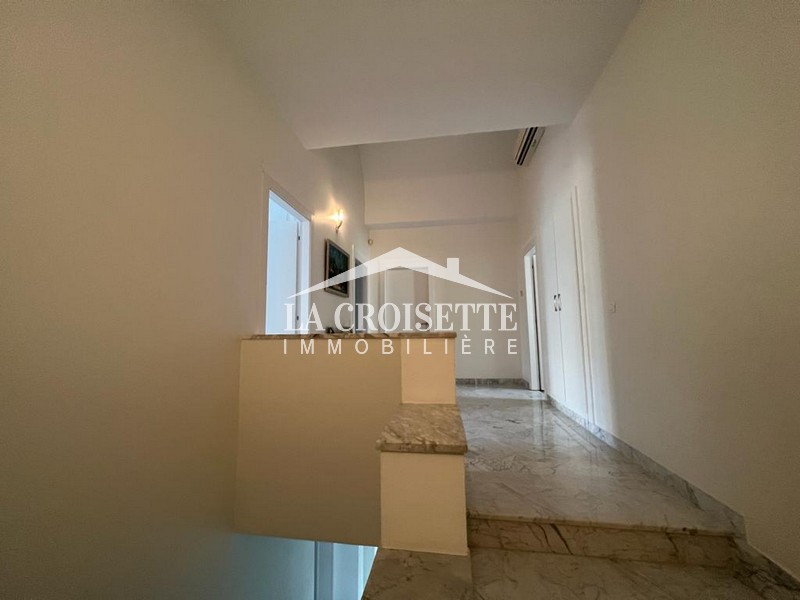 Villa S+5 à Sidi Daoud La Marsa