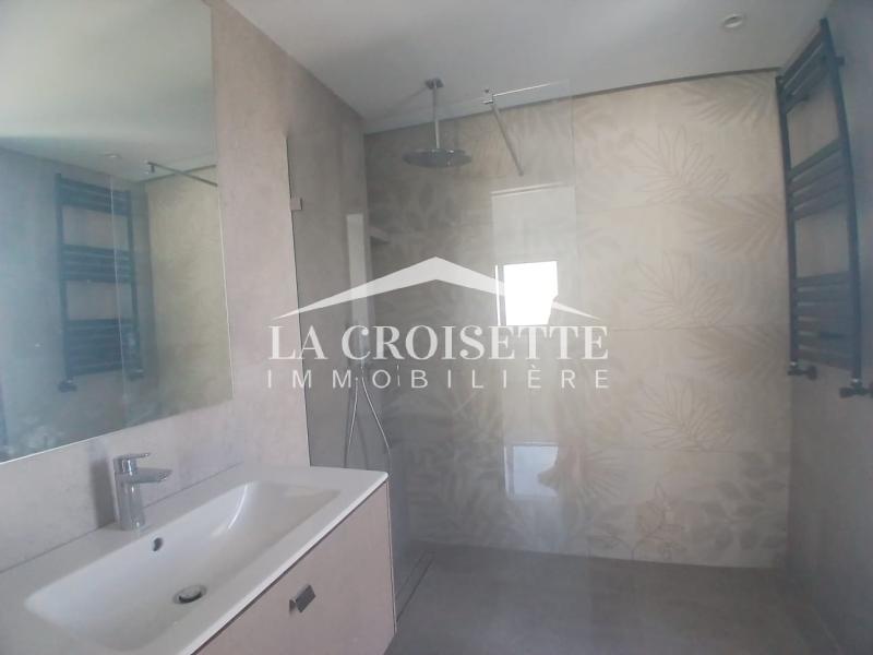 Villa S+3 avec piscine à La Marsa