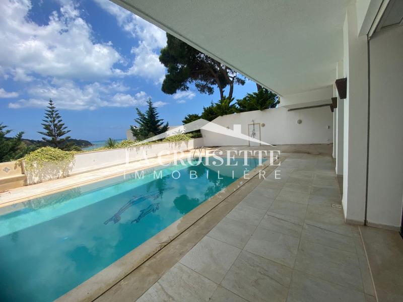 Villa S+5 avec piscine vue sur mer à Gammath