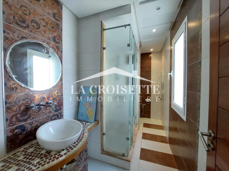 Villa meublée S+6 avec piscine à Gammarth