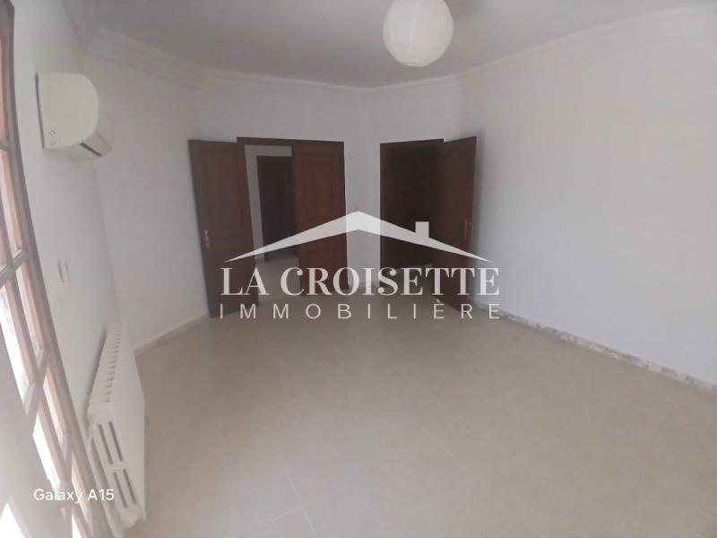 Villa S+5 à La Marsa