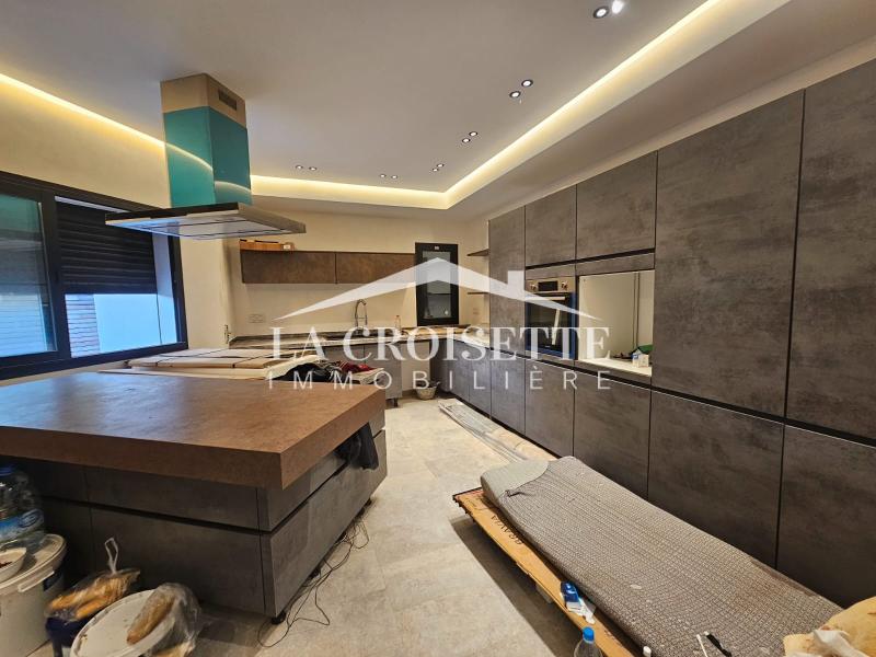 Villa S+4 avec piscine aux Jardins de Carthage